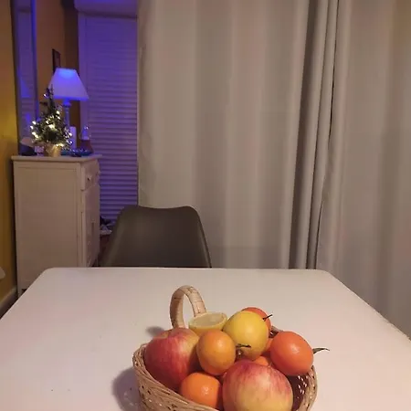 Alamanda Du Roi - *